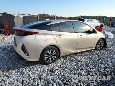 Trzecie zdjęcie samochodu z tyłu: 2018 TOYOTA PRIUS PRIME ADVANCED VIN:JTDKARFP6J3079169 - miniatura