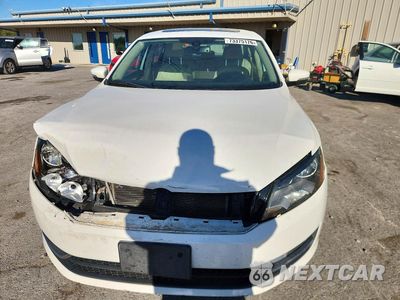 Piąte zdjęcie samochodu w środku: 2014 VOLKSWAGEN PASSAT SEL VIN:1VWCN7A30EC092469 - miniatura