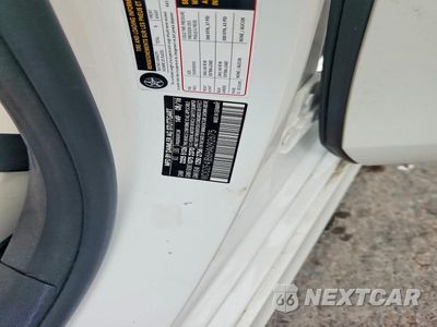 Zdjęcie 12 z 12 samochodu: 2017 MERCEDES-BENZ E 300 VIN:WDDZF4JB6HA092675 - miniatura