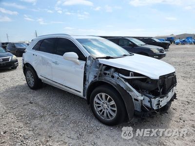 Czwarte zdjęcie samochodu z boku: 2019 CADILLAC XT5 LUXURY VIN:1GYKNCRS9KZ217152 - miniatura