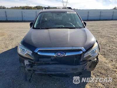 Piąte zdjęcie samochodu w środku: 2017 SUBARU FORESTER 2.5I LIMITED VIN:JF2SJARCXHH526840 - miniatura