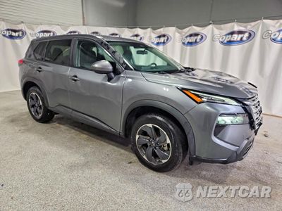 Czwarte zdjęcie samochodu z boku: 2024 NISSAN ROGUE SV VIN:5N1BT3BA9RC702669 - miniatura