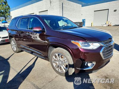Czwarte zdjęcie samochodu z boku: 2018 CHEVROLET TRAVERSE PREMIER VIN:1GNERKKW0JJ246378 - miniatura