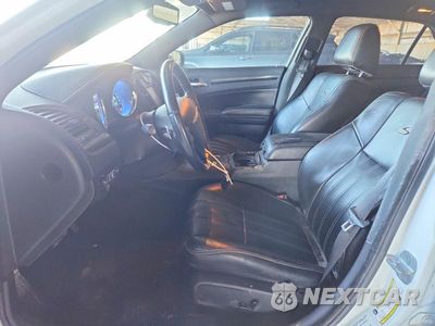 Zdjęcie 7 z 12 samochodu: 2013 CHRYSLER 300 S VIN:2C3CCABG5DH532919 - miniatura
