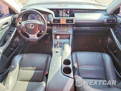 Zdjęcie 8 z 12 samochodu: 2016 LEXUS IS 300 VIN:JTHCM1D24G5009024 - miniatura