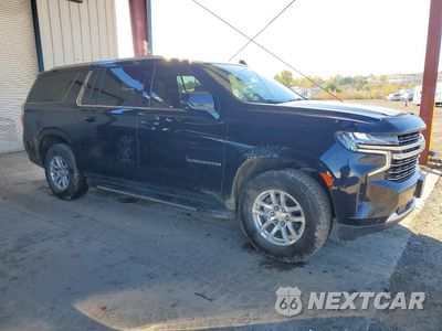Czwarte zdjęcie samochodu z boku: 2022 CHEVROLET SUBURBAN VIN:1GNSKCKD7NR283995 - miniatura