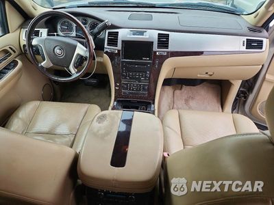 Zdjęcie 8 z 13 samochodu: 2009 CADILLAC ESCALADE LUXURY VIN:1GYFK23239R289018 - miniatura