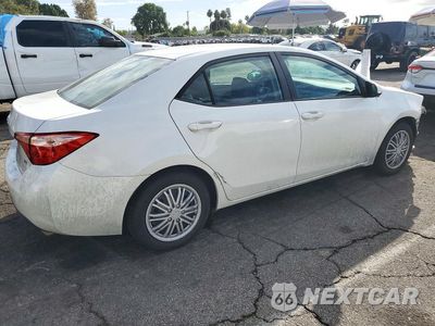 Trzecie zdjęcie samochodu z tyłu: 2018 TOYOTA COROLLA LE VIN:5YFBURHE1JP791728 - miniatura