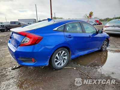 Trzecie zdjęcie samochodu z tyłu: 2017 HONDA CIVIC EX VIN:19XFC2F70HE067508 - miniatura