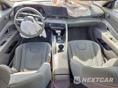 Zdjęcie 8 z 12 samochodu: 2023 HYUNDAI ELANTRA SEL VIN:KMHLM4AG1PU563898 - miniatura