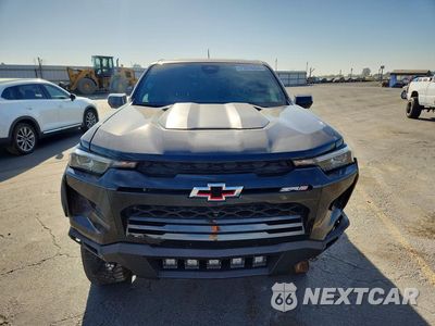 Piąte zdjęcie samochodu w środku: 2023 CHEVROLET COLORADO ZR2 VIN:1GCPTFEK8P1265661 - miniatura