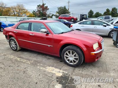Czwarte zdjęcie samochodu z boku: 2008 CHRYSLER 300C VIN:2C3KK63H88H259452 - miniatura
