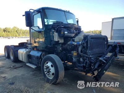 Czwarte zdjęcie samochodu z boku: 2020 MACK AN64T SEMI TRUCK VIN:1M1AN3GY3LM016533 - miniatura