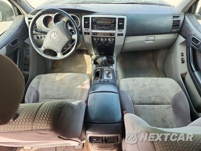 Zdjęcie 8 z 13 samochodu: 2005 TOYOTA 4RUNNER SR5 VIN:JTEZU14R750045191 - miniatura