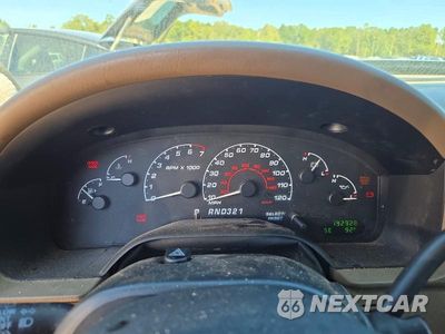 Zdjęcie 9 z 13 samochodu: 2002 FORD EXPLORER XLT VIN:1FMZU63E92UA85966 - miniatura