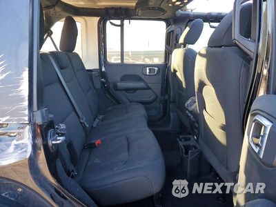 Zdjęcie 11 z 13 samochodu: 2019 JEEP WRANGLER UNLIMITED SAHARA VIN:1C4HJXEN1KW501945 - miniatura