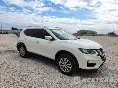 Czwarte zdjęcie samochodu z boku: 2020 NISSAN ROGUE SV VIN:JN8AT2MT8LW010454 - miniatura