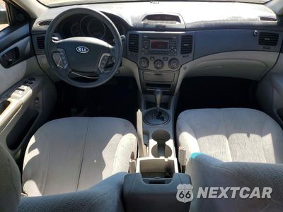 Zdjęcie 8 z 12 samochodu: 2009 KIA OPTIMA LX VIN:KNAGE228195361264 - miniatura