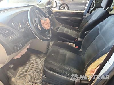 Zdjęcie 7 z 12 samochodu: 2015 DODGE GRAND CARAVAN SE VIN:2C4RDGBG6FR574907 - miniatura