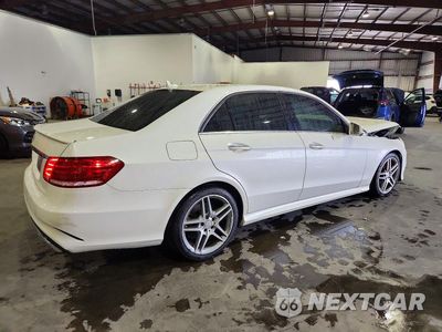 Trzecie zdjęcie samochodu z tyłu: 2014 MERCEDES-BENZ E 350 VIN:WDDHF5KB2EA800173 - miniatura