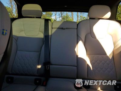 Zdjęcie 10 z 13 samochodu: 2026 VOLVO XC60 PLUS VIN:YV4M12RC6T1427038 - miniatura