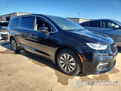Czwarte zdjęcie samochodu z boku: 2024 CHRYSLER PACIFICA HYBRID SELECT VIN:2C4RC1S72RR130850 - miniatura