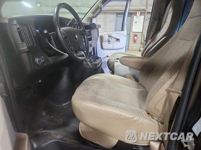 Zdjęcie 7 z 12 samochodu: 2023 CHEVROLET EXPRESS G2500 DELIVERY VAN VIN:1GCWGAFP6P1100348 - miniatura