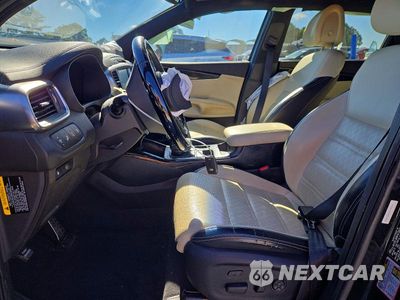 Zdjęcie 7 z 14 samochodu: 2016 KIA SORENTO SX LIMITED V6 VIN:5XYPK4A5XGG100203 - miniatura