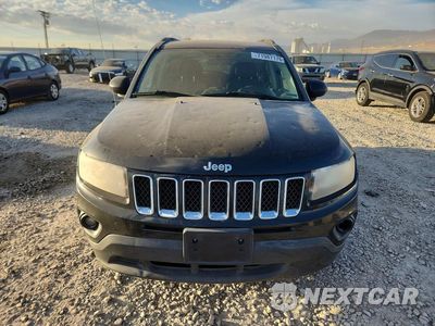 Piąte zdjęcie samochodu w środku: 2014 JEEP COMPASS SPORT VIN:1C4NJCBA8ED785992 - miniatura