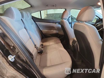 Zdjęcie 10 z 12 samochodu: 2019 HYUNDAI ELANTRA SEL VIN:5NPD84LF8KH495488 - miniatura