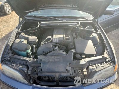 Zdjęcie 11 z 12 samochodu: 2003 BMW 325 XI VIN:WBAEU33473PH89608 - miniatura