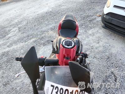 Piąte zdjęcie samochodu w środku: 2021 KAWASAKI EX650 M VIN:ML5EXEM16MDA25398 - miniatura