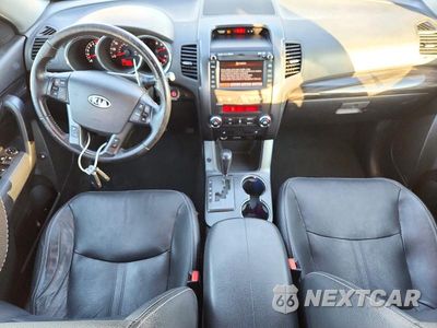 Zdjęcie 8 z 13 samochodu: 2011 KIA SORENTO EX VIN:5XYKU4A22BG043126 - miniatura
