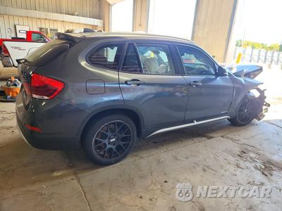 Trzecie zdjęcie samochodu z tyłu: 2013 BMW X1 XDRIVE28I VIN:WBAVL1C5XDVR86511 - miniatura