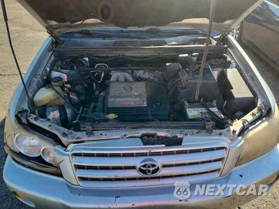 Zdjęcie 12 z 13 samochodu: 2003 TOYOTA HIGHLANDER LIMITED VIN:JTEHF21A830146540 - miniatura