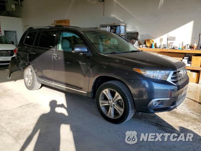Czwarte zdjęcie samochodu z boku: 2013 TOYOTA HIGHLANDER LIMITED VIN:5TDDK3EH6DS278321 - miniatura