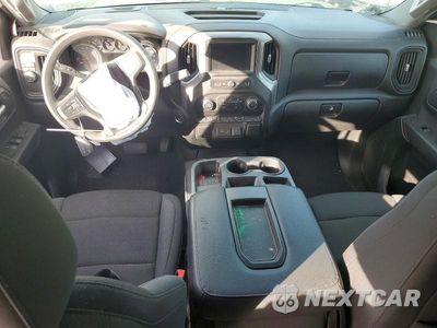 Zdjęcie 8 z 13 samochodu: 2022 CHEVROLET SILVERADO C1500 CUSTOM VIN:3GCPABEK5NG520585 - miniatura