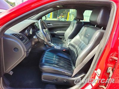 Zdjęcie 7 z 12 samochodu: 2016 CHRYSLER 300 S VIN:2C3CCAGG3GH182736 - miniatura