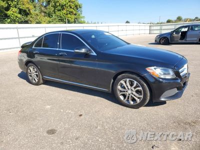 Czwarte zdjęcie samochodu z boku: 2016 MERCEDES-BENZ C 300 4MATIC VIN:55SWF4KB2GU144416 - miniatura