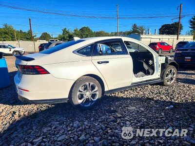Trzecie zdjęcie samochodu z tyłu: 2024 HONDA ACCORD HYBRID EXL VIN:1HGCY2F6XRA030659 - miniatura