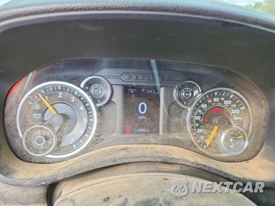 Zdjęcie 9 z 12 samochodu: 2021 RAM 2500 BIG HORN VIN:3C6UR5DJ3MG653308 - miniatura