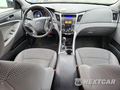 Zdjęcie 8 z 12 samochodu: 2012 HYUNDAI SONATA GLS VIN:5NPEB4AC9CH426079 - miniatura