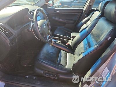 Zdjęcie 7 z 12 samochodu: 2005 HONDA ACCORD VIN:1HGCM665X5A069966 - miniatura
