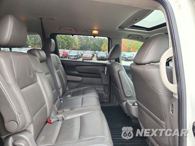 Zdjęcie 11 z 13 samochodu: 2016 HONDA ODYSSEY EXL VIN:5FNRL5H64GB105110 - miniatura