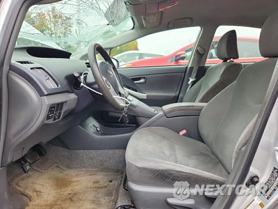 Zdjęcie 7 z 12 samochodu: 2010 TOYOTA PRIUS III VIN:JTDKN3DU9A5083876 - miniatura