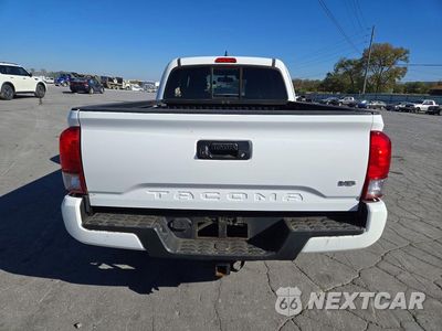 Zdjęcie 6 z 12 samochodu: 2016 TOYOTA TACOMA TRD SPORT VIN:5TFRZ5CN3GX001971 - miniatura