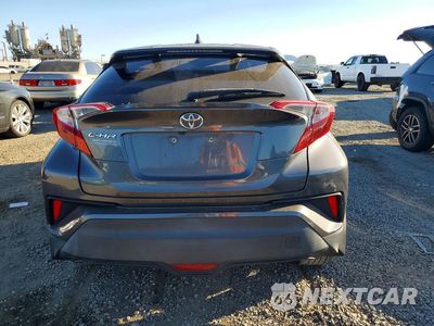 Zdjęcie 6 z 13 samochodu: 2018 TOYOTA C-HR XLE PREMIUM VIN:NMTKHMBX5JR032152 - miniatura