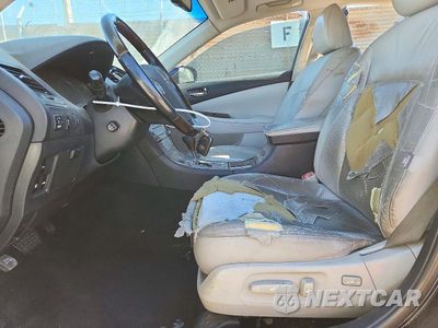 Zdjęcie 7 z 12 samochodu: 2011 LEXUS ES 350 VIN:JTHBK1EGXB2424838 - miniatura
