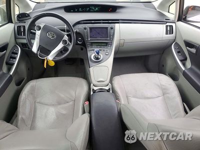 Zdjęcie 8 z 12 samochodu: 2010 TOYOTA PRIUS IV VIN:JTDKN3DUXA0062855 - miniatura