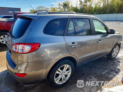 Trzecie zdjęcie samochodu z tyłu: 2011 HYUNDAI SANTA FE LIMITED VIN:5XYZK3AB2BG067960 - miniatura